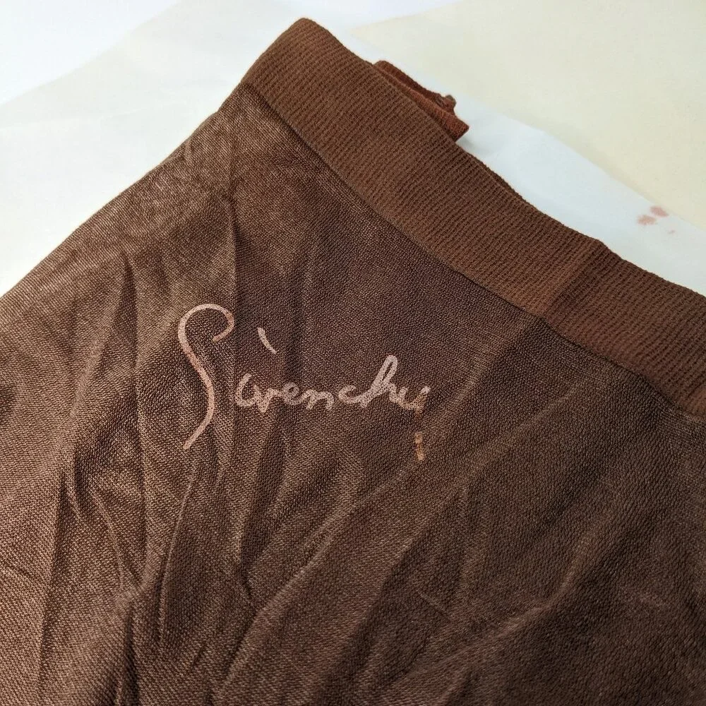 Givenchy Ultra Sheer Pantyhose Style 507 Le Beige Bare Stateley Fits 5'8